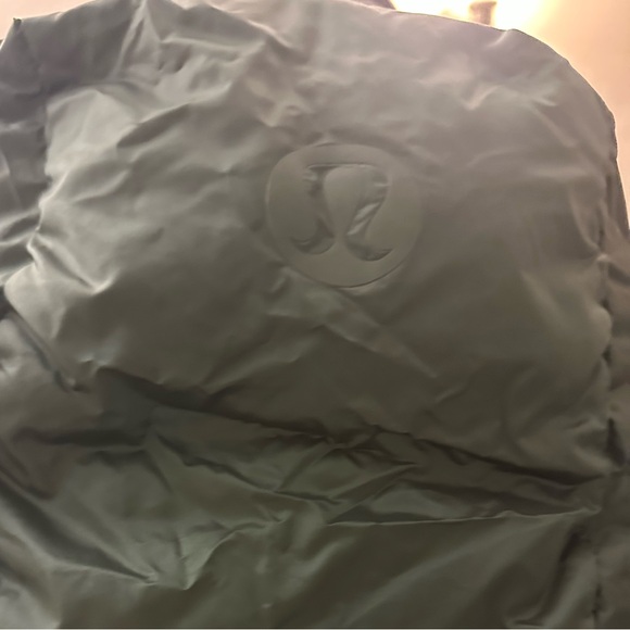 Insulated Long Blanket Wrap - Picture 6 of 8